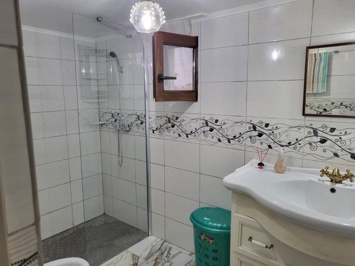 Apartament Cu Terasa Si Gratar Apartment ซาตูมาเร ภายนอก รูปภาพ