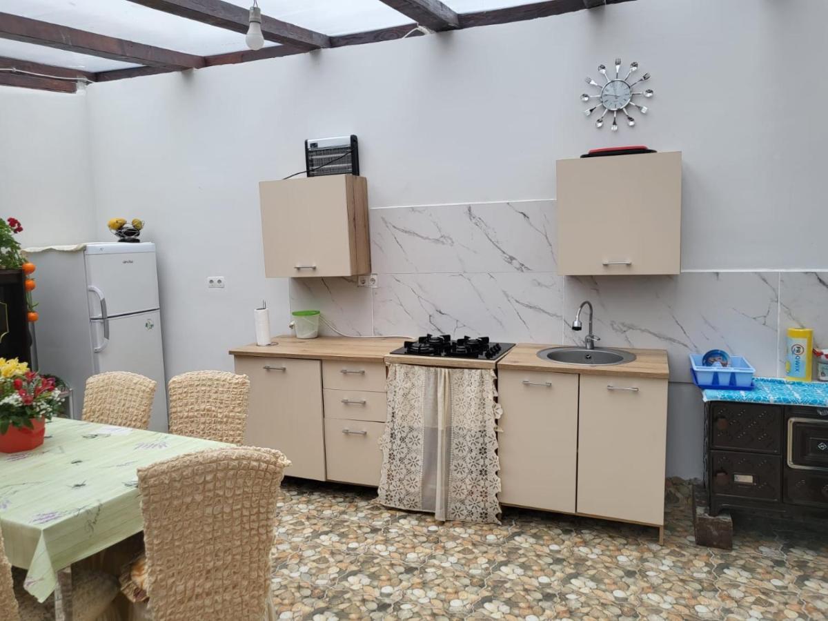 Apartament Cu Terasa Si Gratar Apartment ซาตูมาเร ภายนอก รูปภาพ
